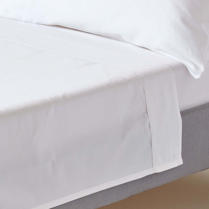 Eleganza Plain White 100% Cotton Percale Flat Sheet TC 200