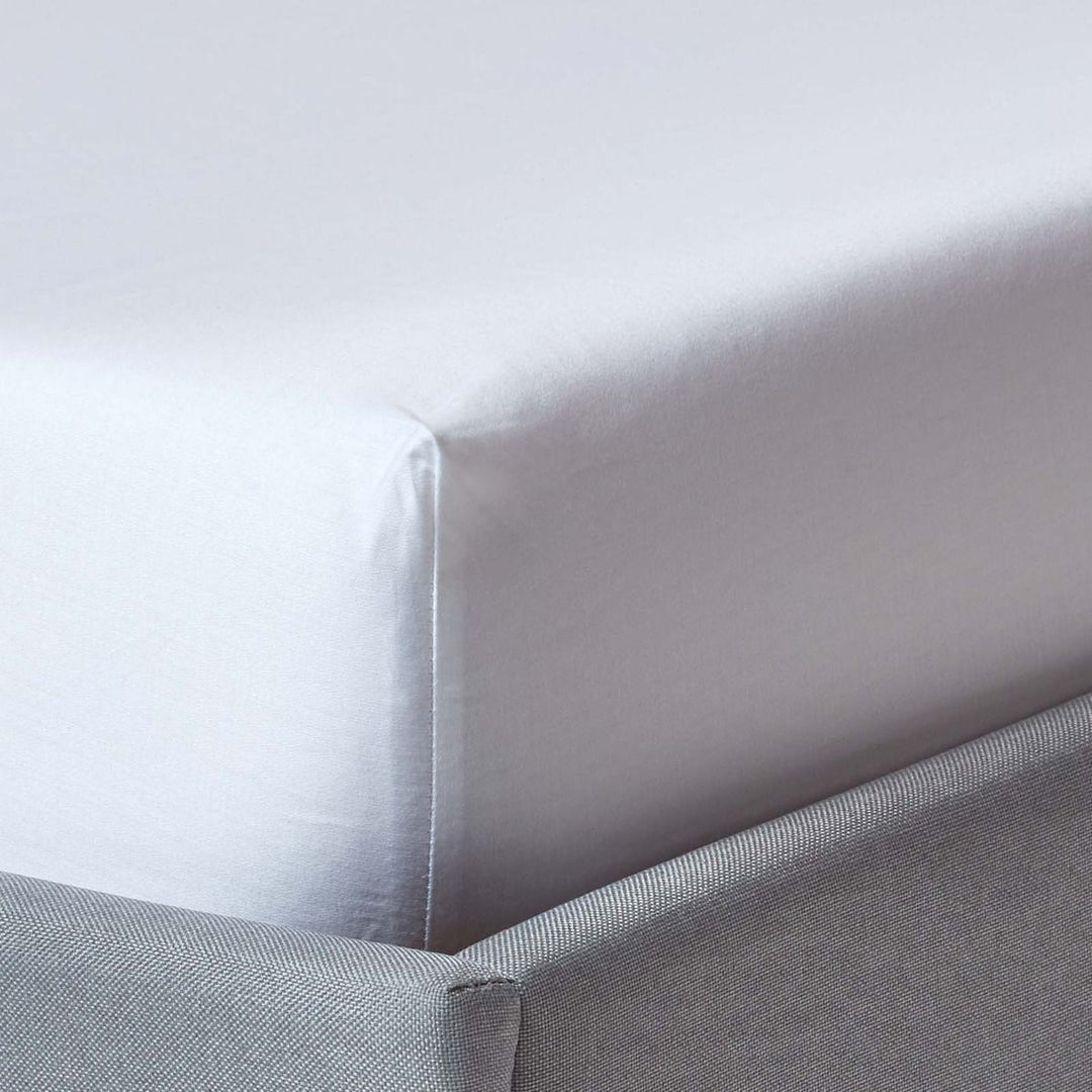 Eleganza Plain White 100% Cotton Percale Fitted Sheet TC 200